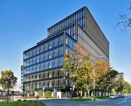 Biurowiec D48 nową siedzibą Frost & Sullivan oraz Miris Vision – budynek wynajęty w ponad 91%