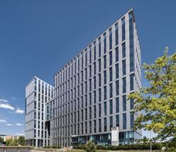 Firma badawczo-rozwojowa przedłuża najem w Quattro Business Park w Krakowie