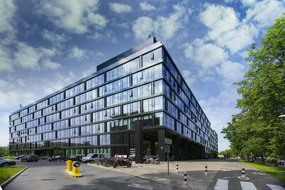 Spółki z Grupy PZU przedłużają długoterminową umowę najmu w Konstruktorska Business Center w Warszawie