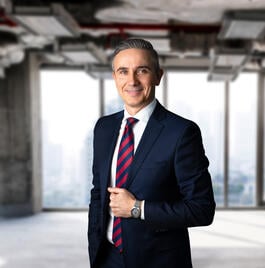 Avison Young wzmacnia zespół biurowy – Krzysztof Szargawiński dołącza do Office Agency