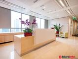 Biura do wynajęcia Adaptacyjna przestrzeń do pracy w Regus Skylight Building
