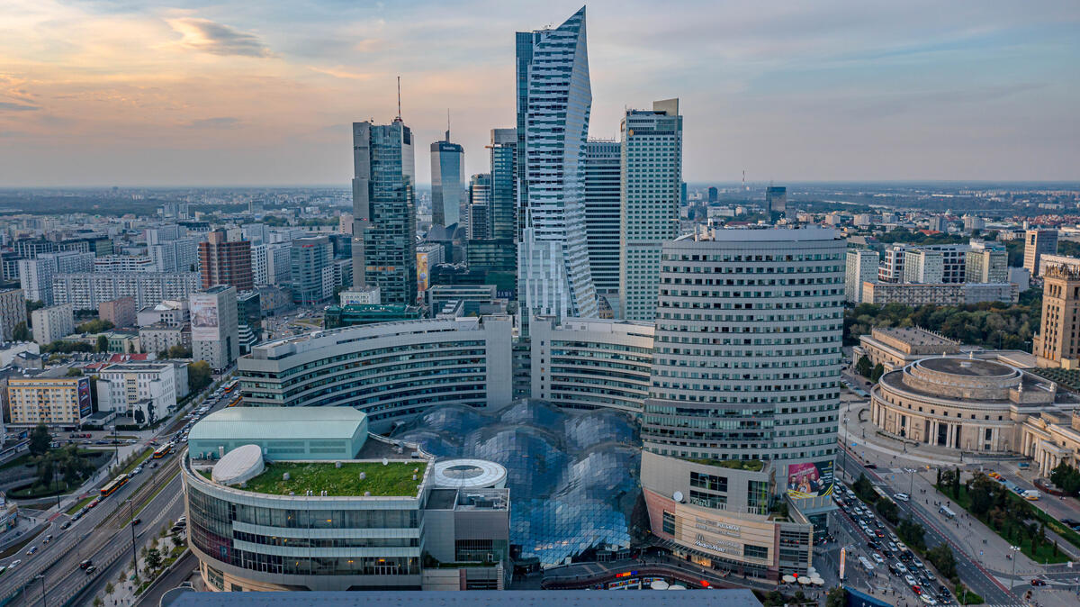 Globalworth przedłuża finansowanie portfela biurowego w Polsce – umowa na kolejne 5 lat