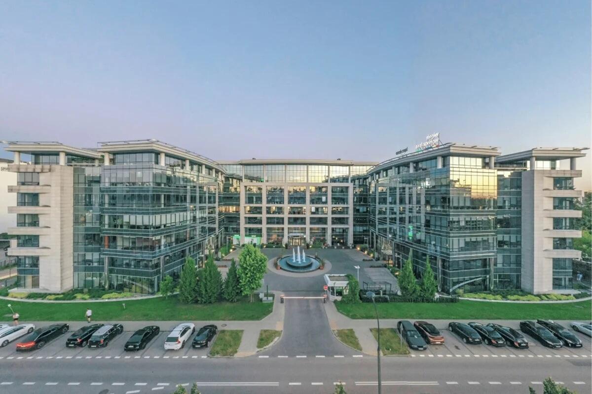 JLL wyłącznym agentem Signum Work Station – ikony biurowej Mokotowa