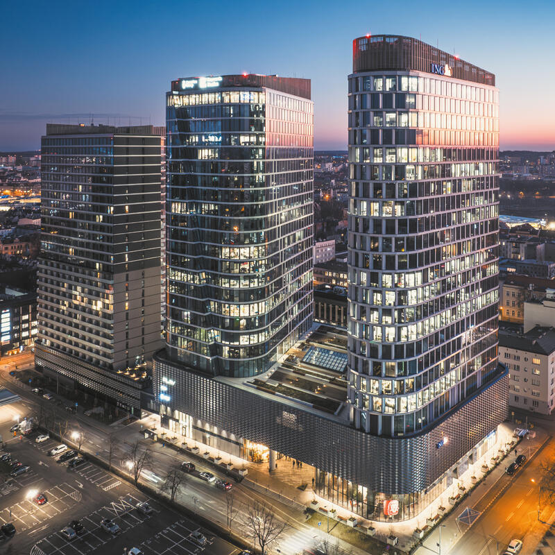 Cavatina Holding umacnia pozycję jako wiodący deweloper biurowy w Polsce dzięki rekordowemu refinansowaniu o wartości 270 mln euro