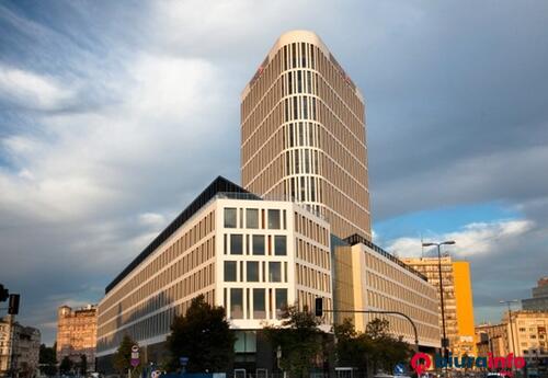 Biura do wynajęcia Biuro do wynajęcia 196 m² - Warszawa