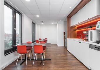 Biuro i przestrzeń coworkingowa w Regus Wojewodzka