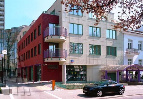 Biuro do wynajęcia 1674 m² - Warszawa